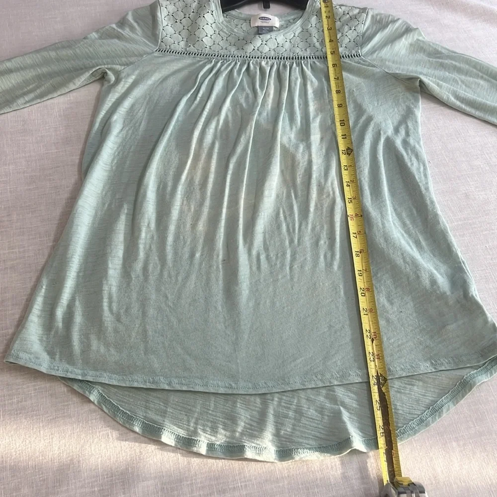 🌞 Old Navy distressed light green lace high low tunic girl XL
